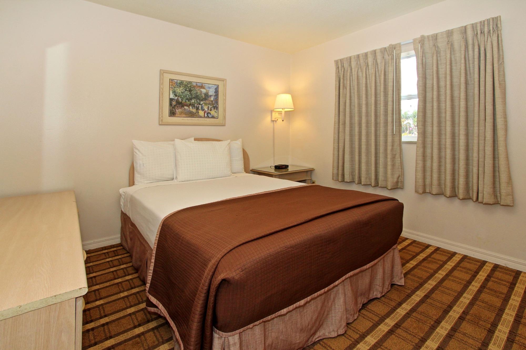 Super 8 By Wyndham Kissimmee Motel ภายนอก รูปภาพ