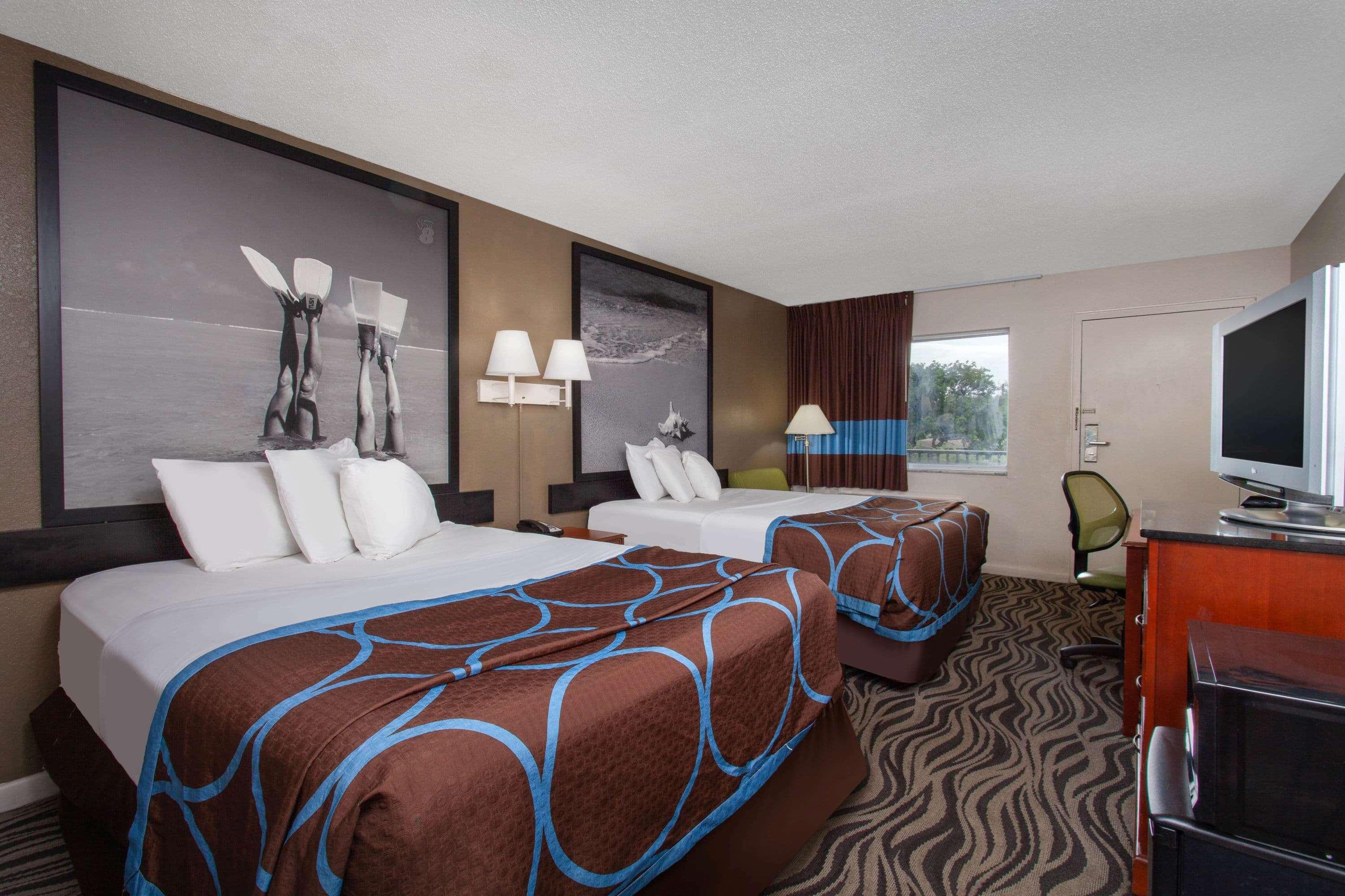Super 8 By Wyndham Kissimmee Motel ภายนอก รูปภาพ