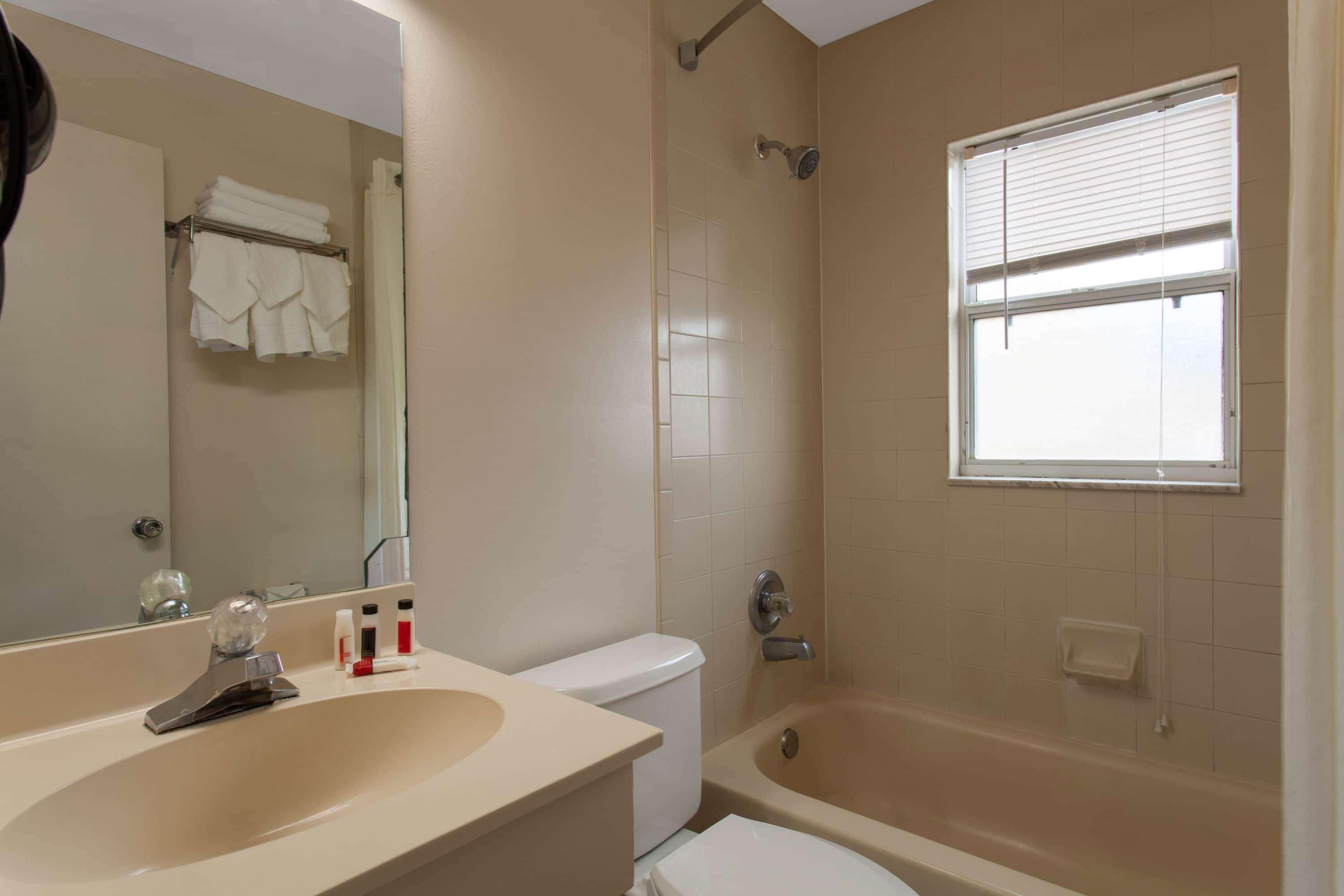 Super 8 By Wyndham Kissimmee Motel ภายนอก รูปภาพ