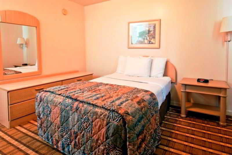 Super 8 By Wyndham Kissimmee Motel ภายนอก รูปภาพ