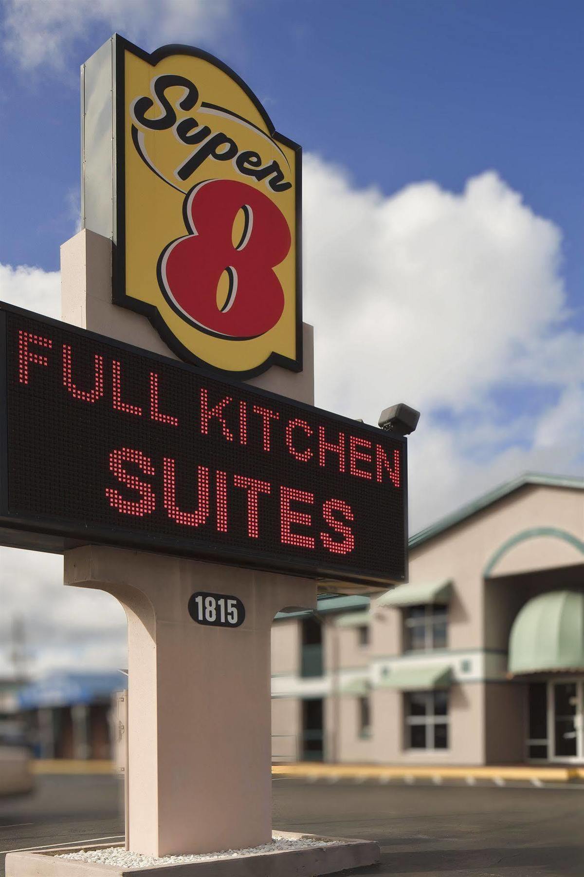 Super 8 By Wyndham Kissimmee Motel ภายนอก รูปภาพ